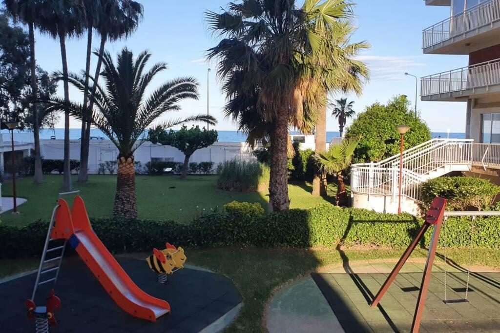 Incredible Seafront With Sunrise And Sunset Views Benicàssim Exterior foto
